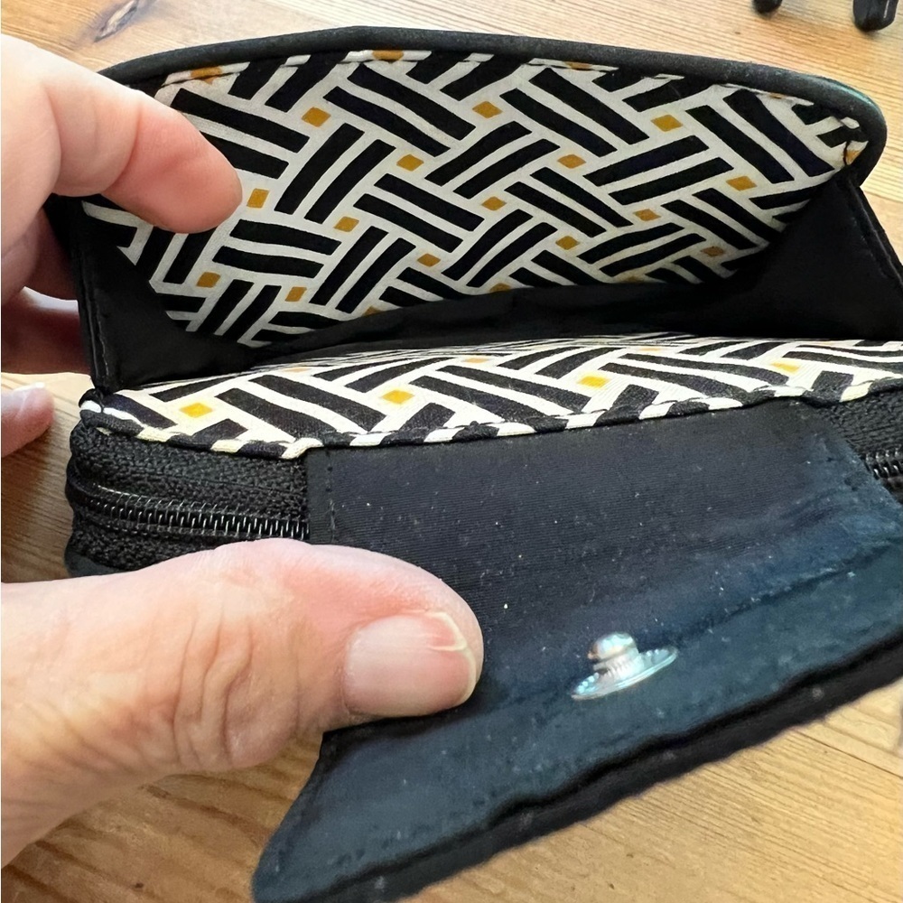 Vera Bradley Wristlet Quilted Zip
Visit Around Black Wallet - Picture 4 of 5